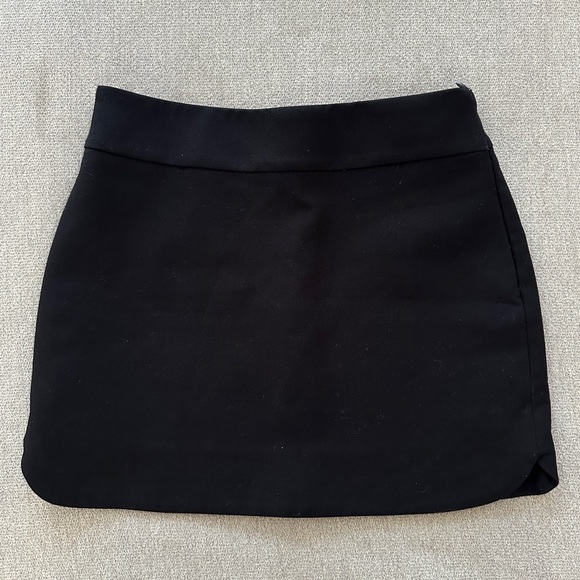 Scallop Hem Mini Skirt - Picture 1 of 3